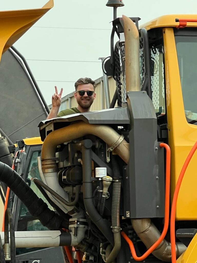 D333BC9F C05B 4F83 89FA 2965DE374296 768x1023