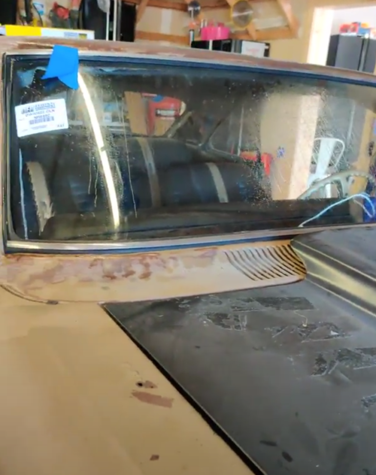 classic windhsield replacement 1 768x971